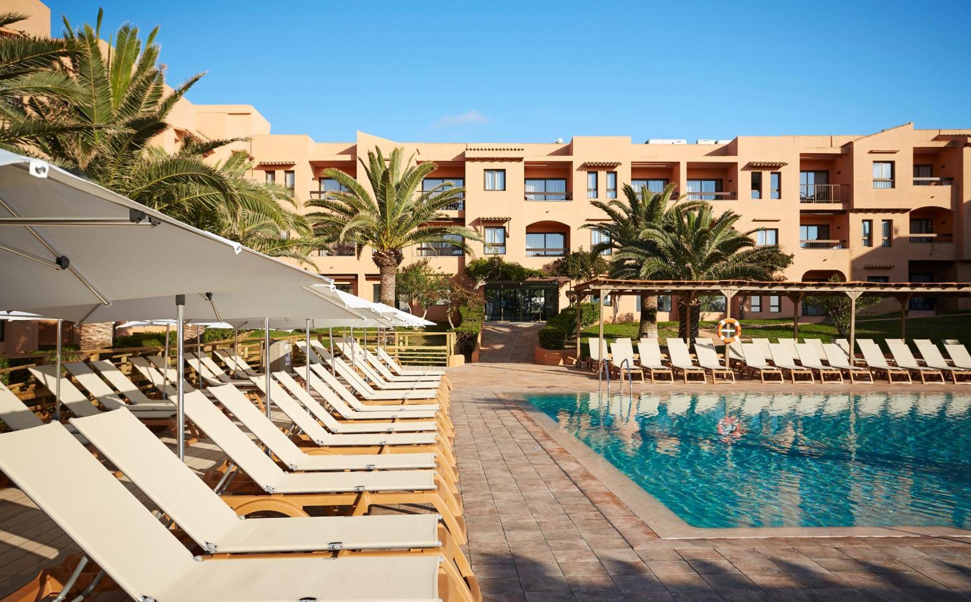 Insotel Club Tarida Playa Sant Josep de sa Talaia Exterior photo