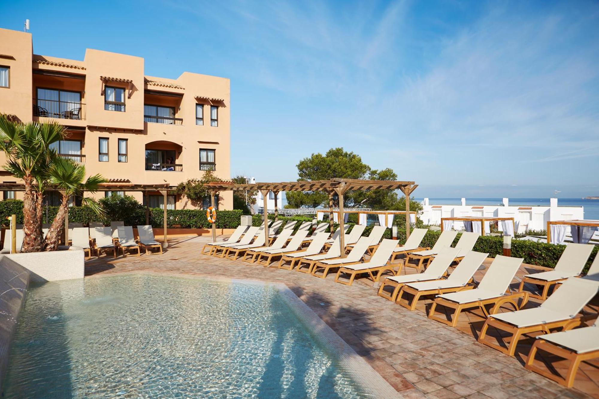 Insotel Club Tarida Playa Sant Josep de sa Talaia Exterior photo