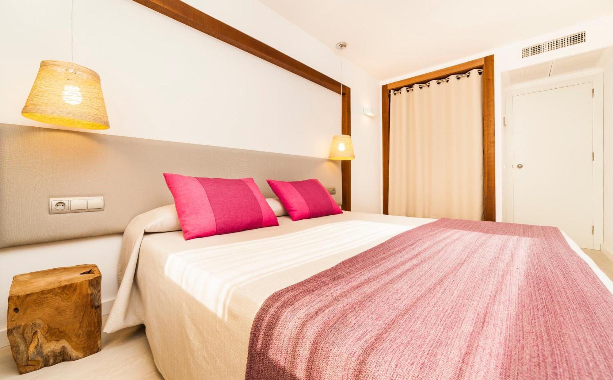 Insotel Club Tarida Playa Sant Josep de sa Talaia Room photo